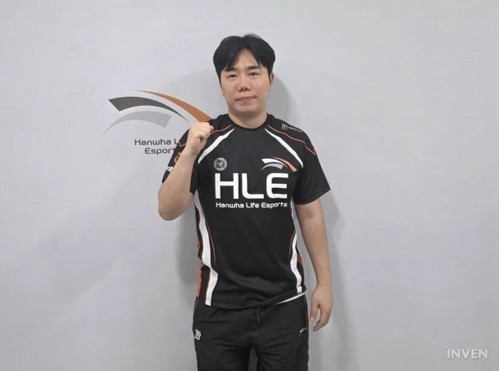 Homme：相比中国这里的环境确实更好，战队体系构建得非常完善